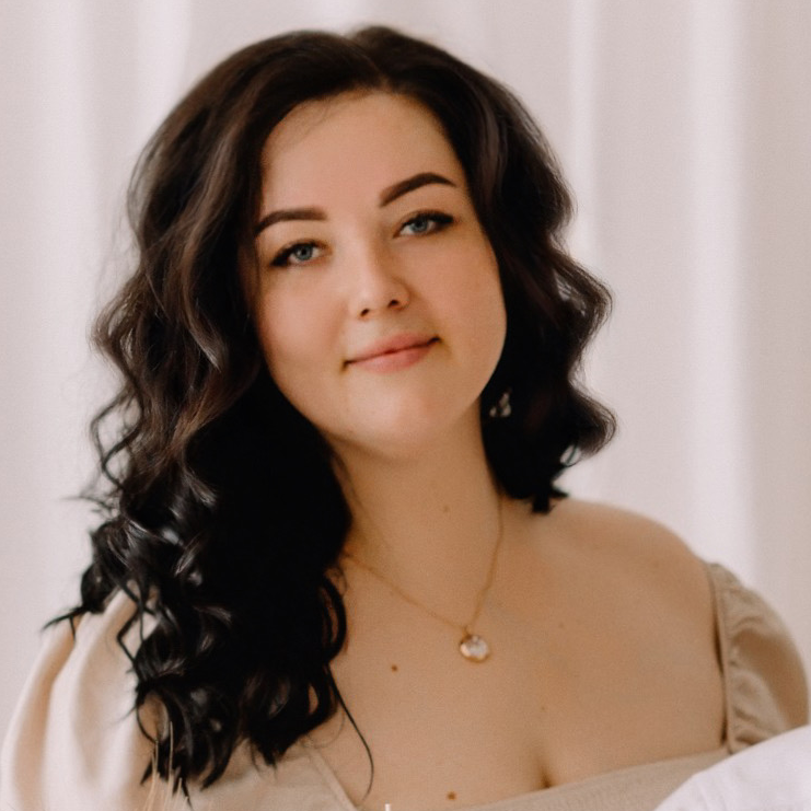 Наталья Отинова