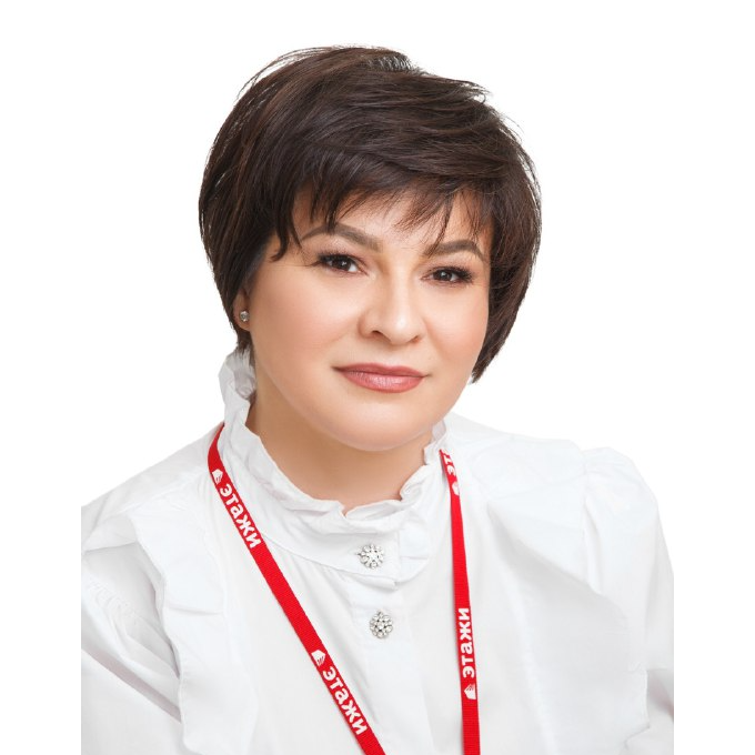 Алена Семенова