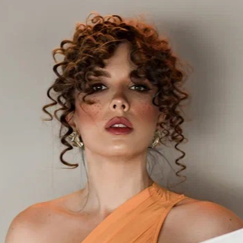 Валерия Захарова