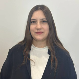 Александра Назарова