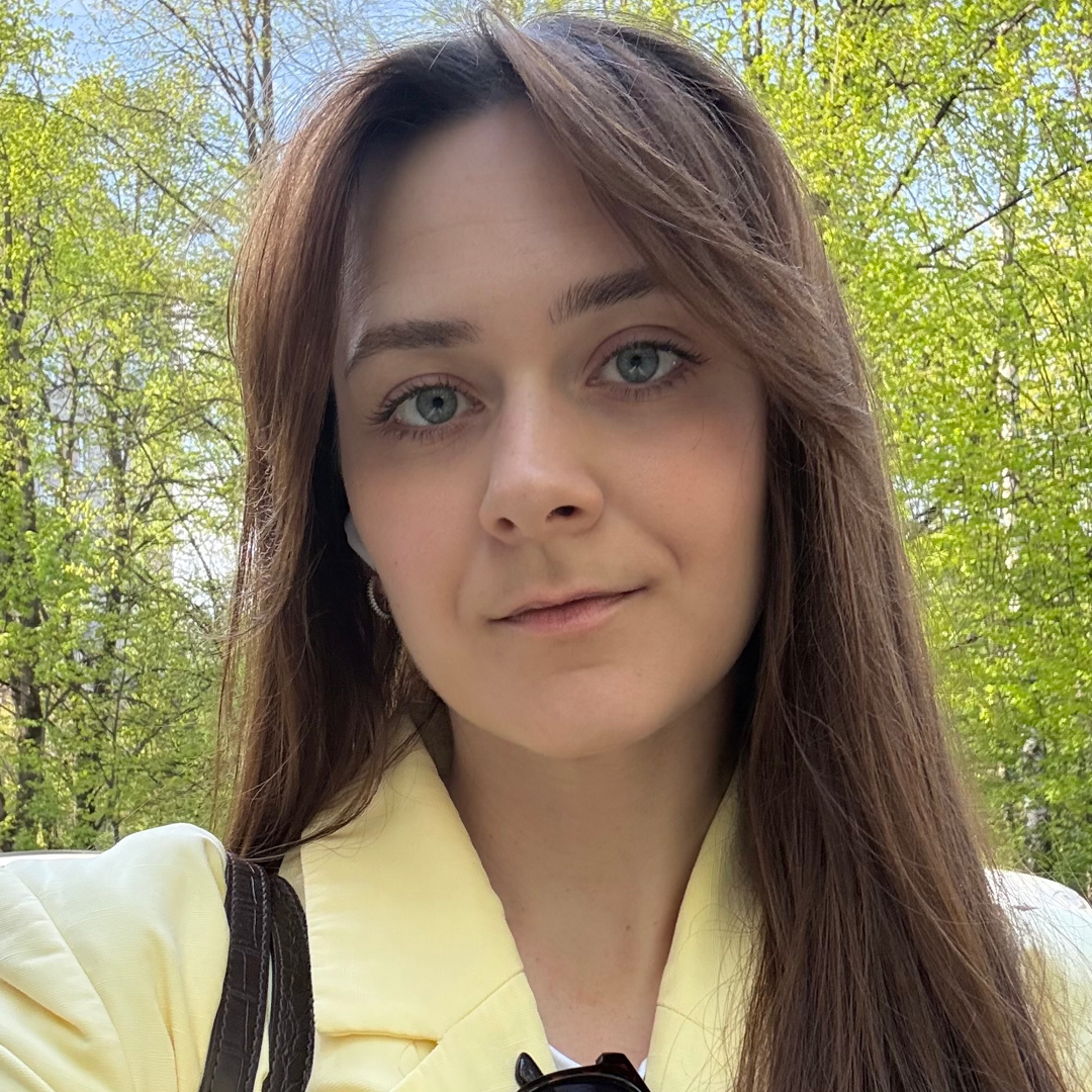 Полина Костенкова