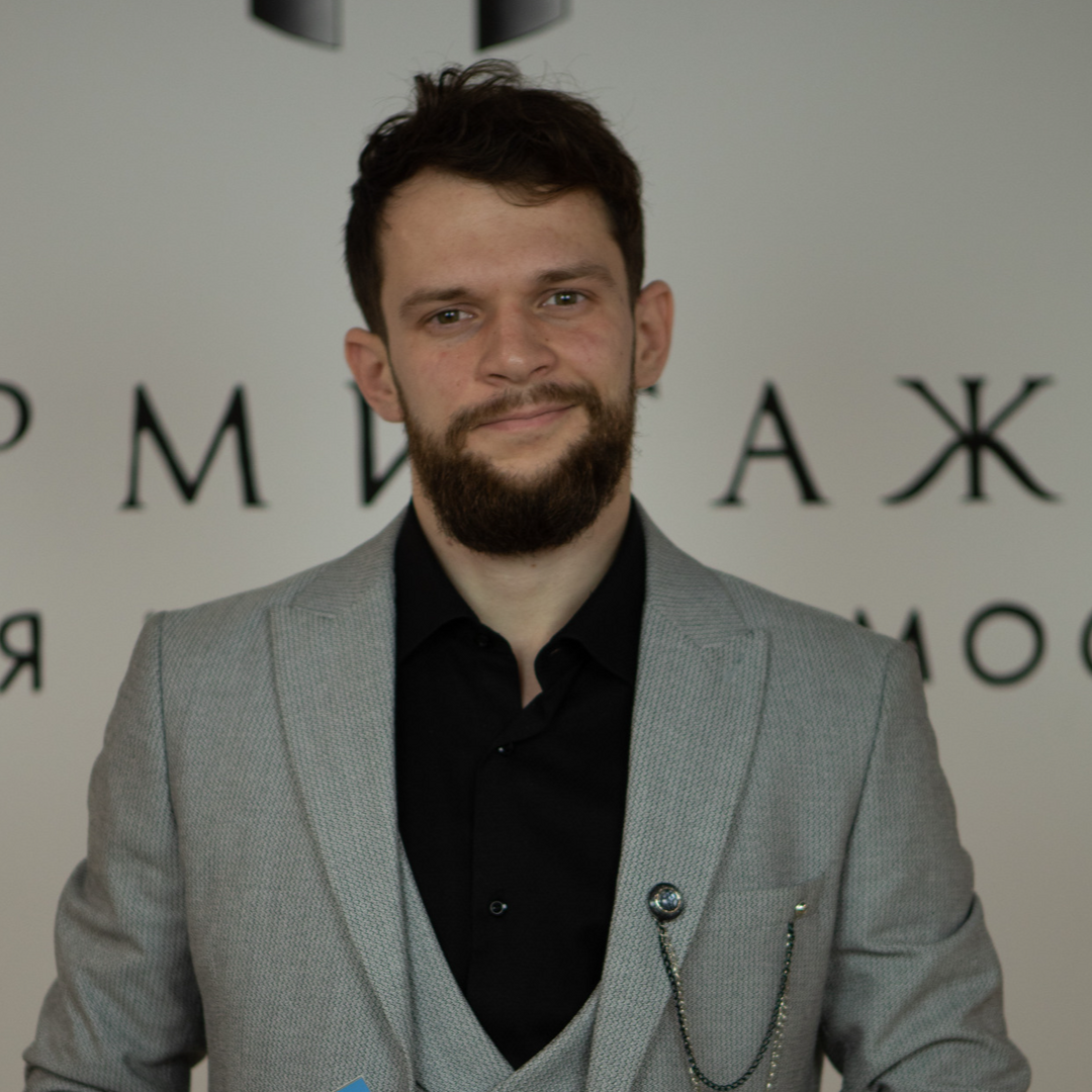 Дмитрий Савченко