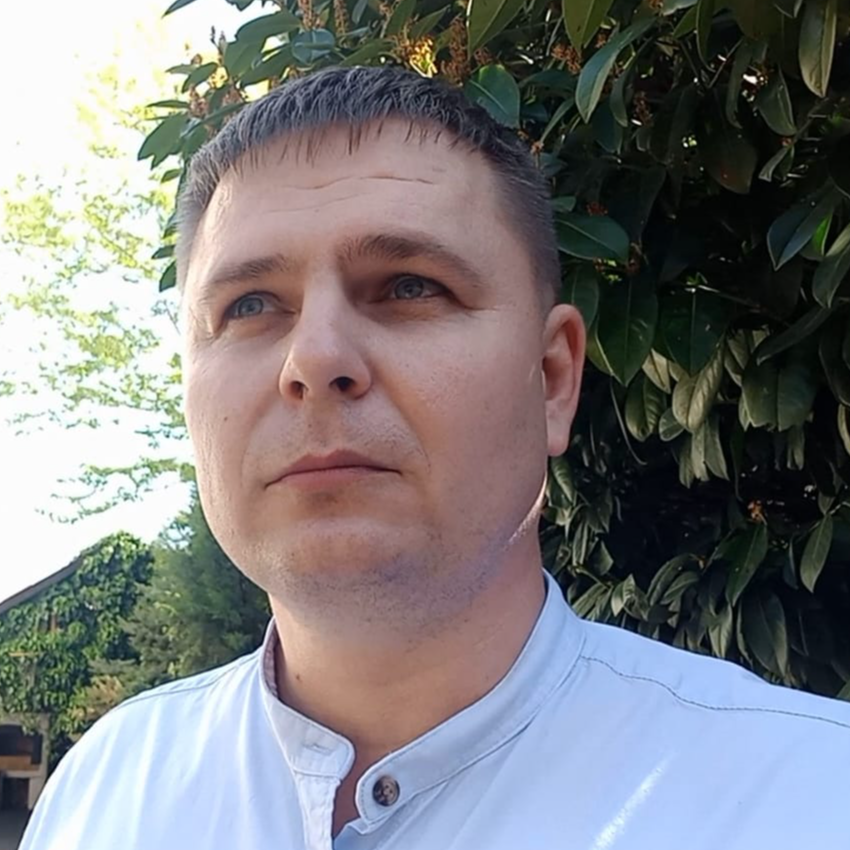 Дмитрий Гребенюк