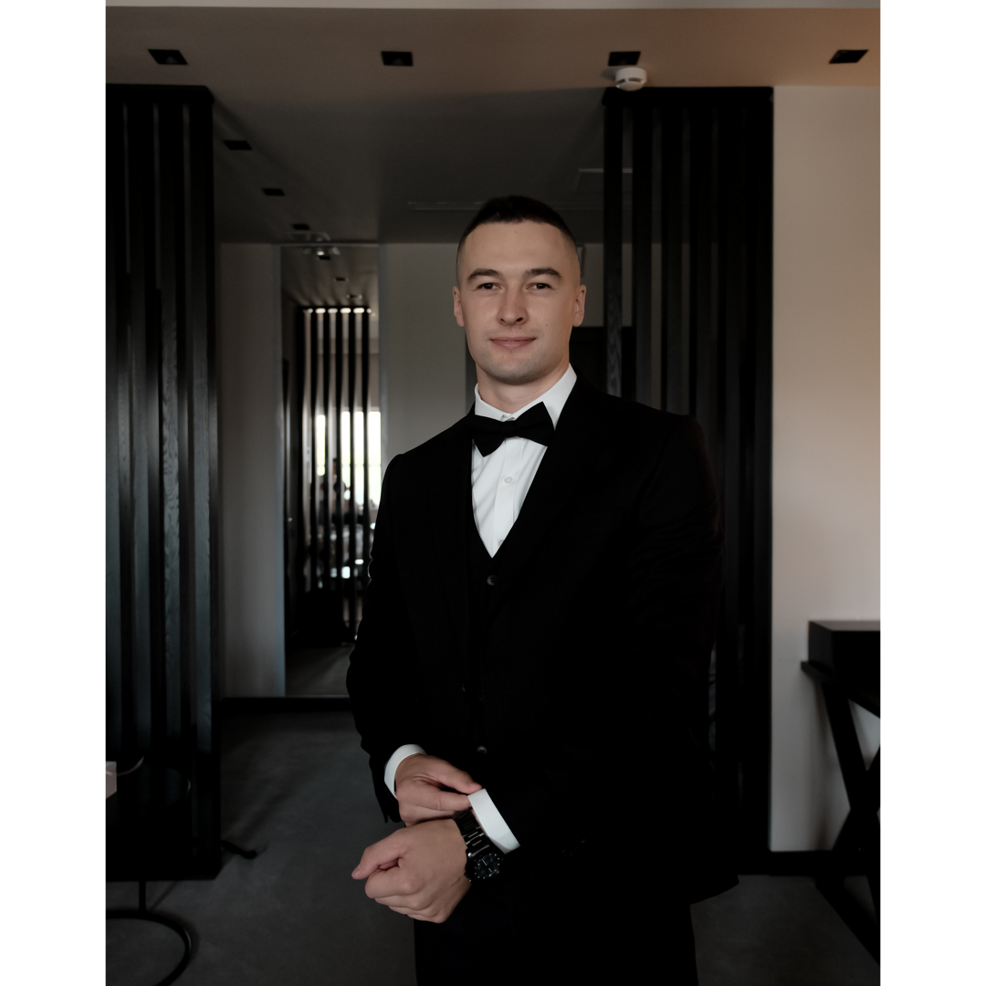 Алексей Брезгин