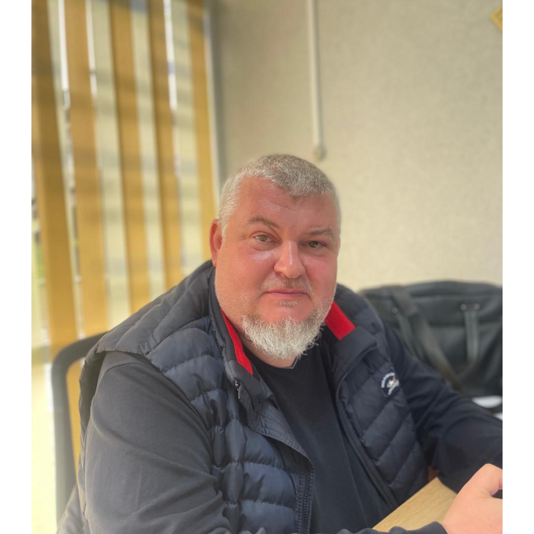 Николай Олениченко