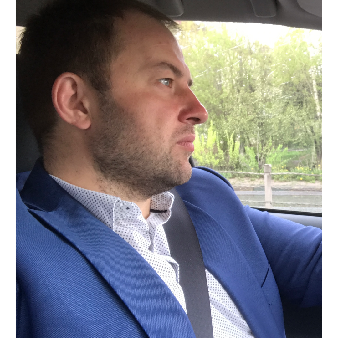 Максим Курилов