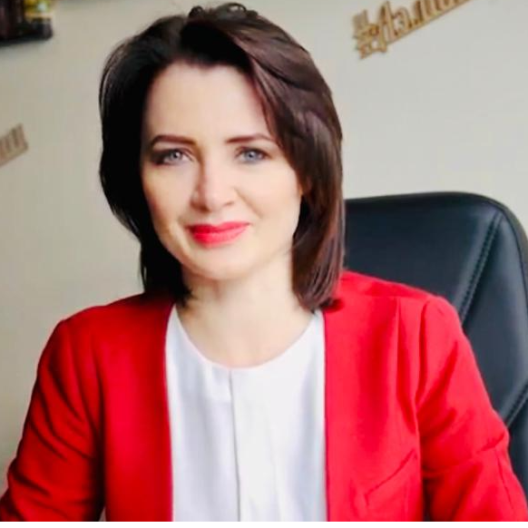 Эльмира Эмирова