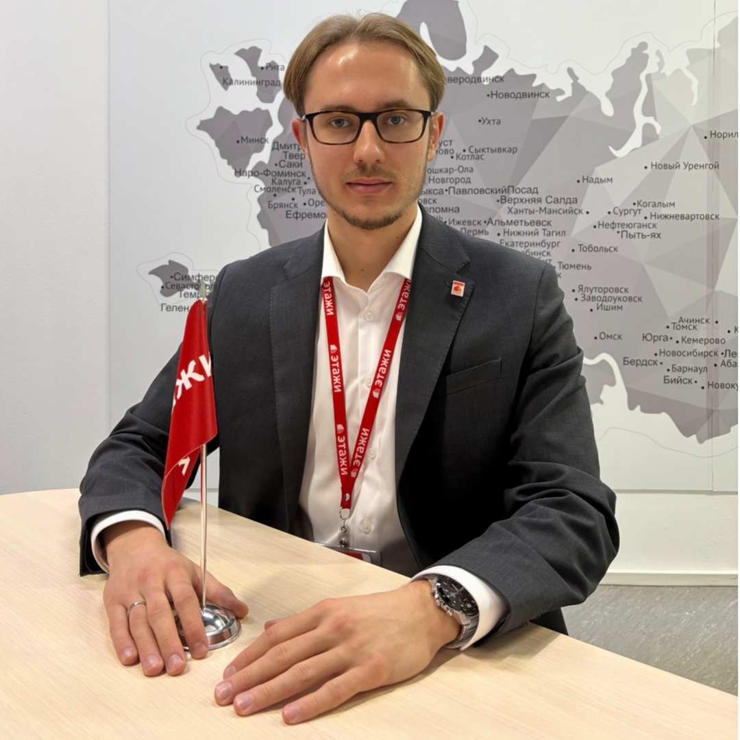 Владимир Липатов