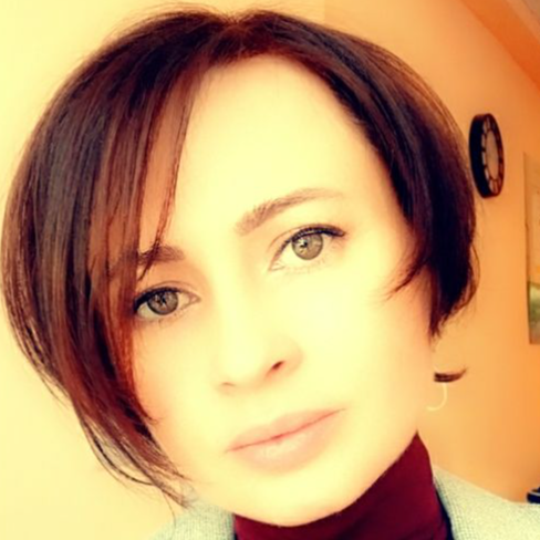 Регина Сулейманова