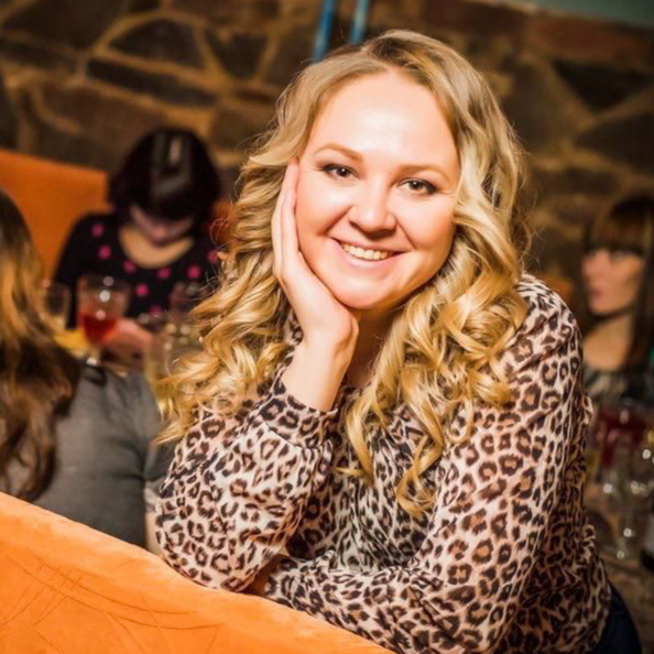 Оксана Голяшова