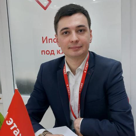 Александр Шустов