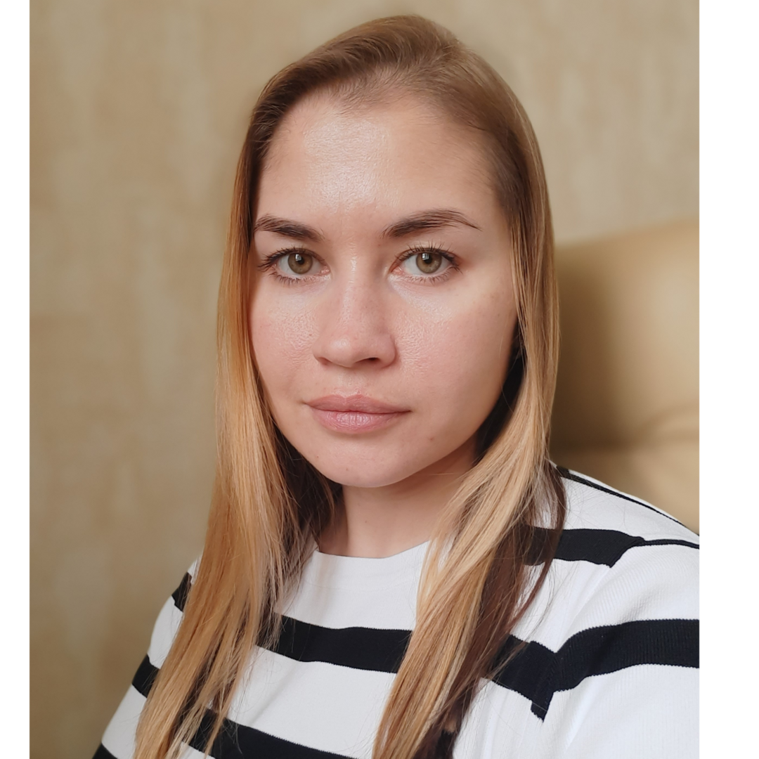 Елена Романова