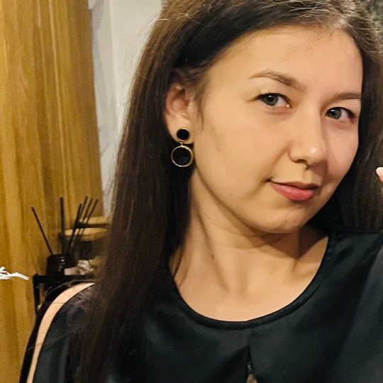 Нэркэс Сафина