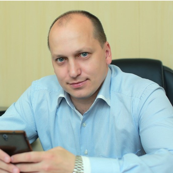 Александр Семенов