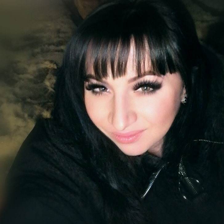 Людмила Хижнякова