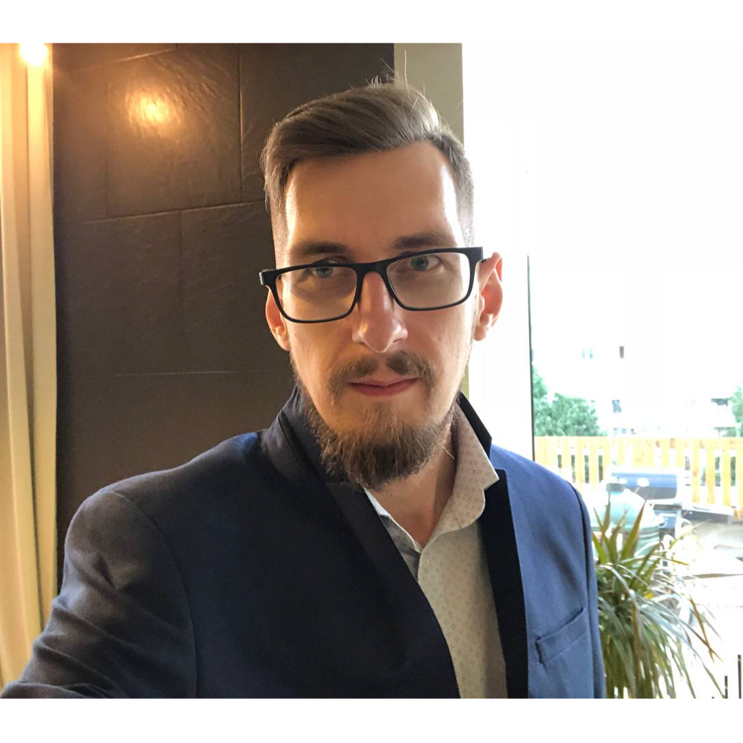 Александр Садаков