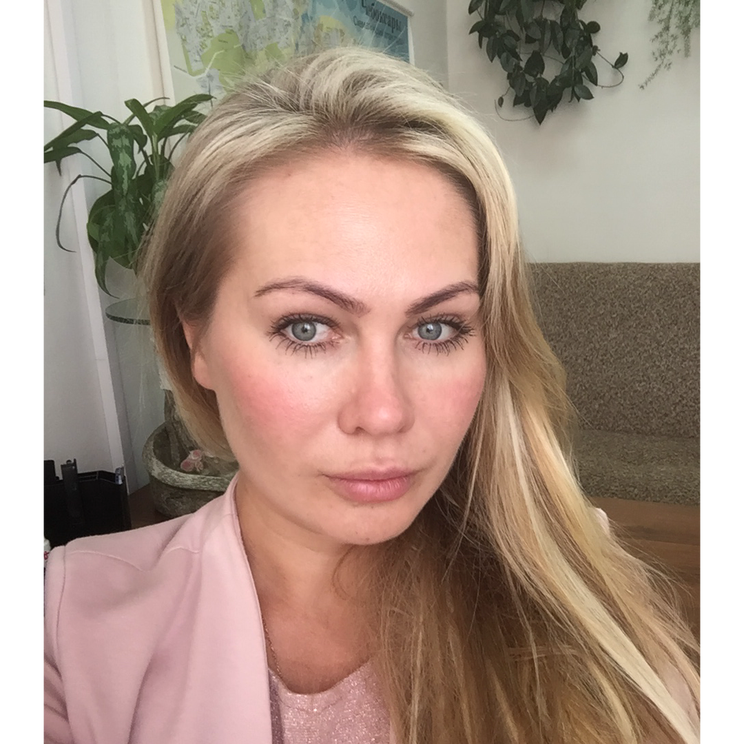 Елена Кромбет