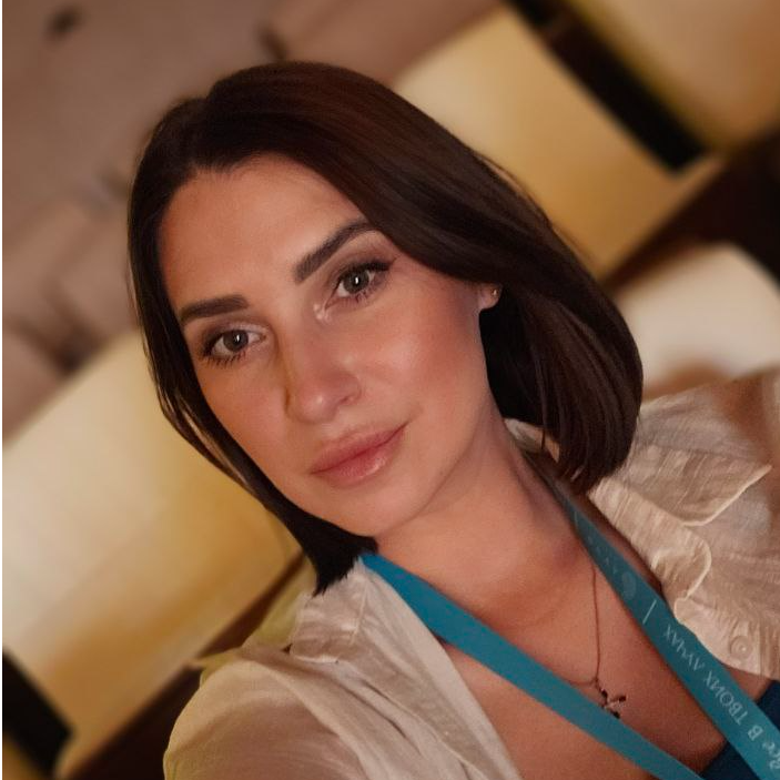 Дарья Попова