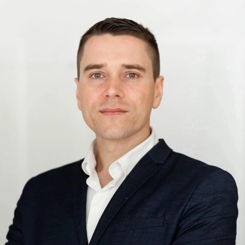 Юрий Глазков