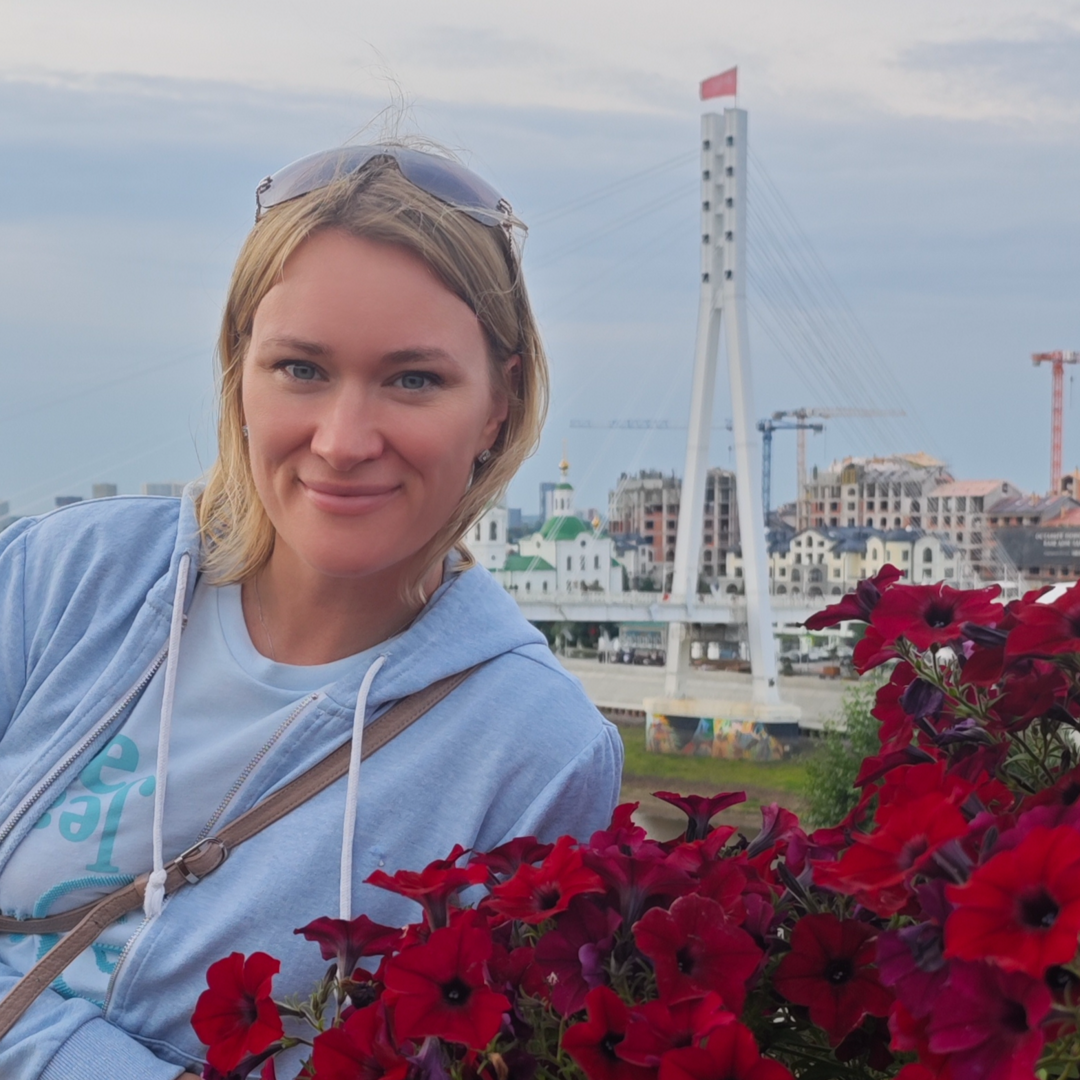 Лариса Рязанова