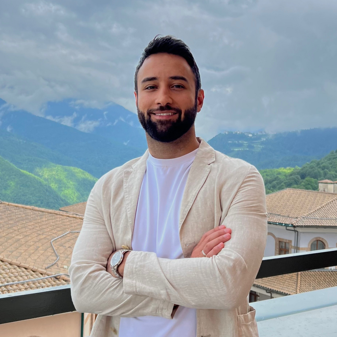 Акиф Эйвазов