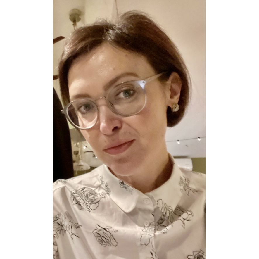 Юлия Тихонова