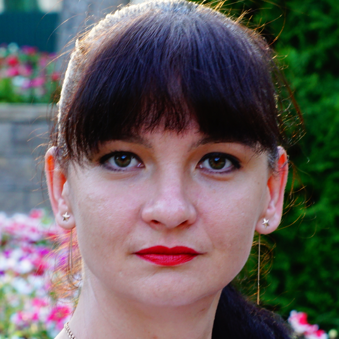 Яна Чернобривец