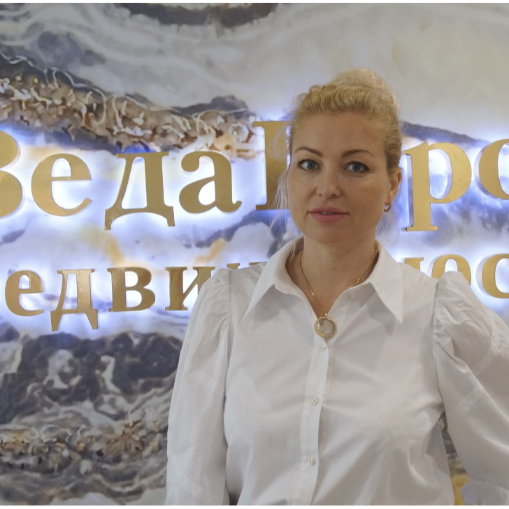 Нелли Миначёа