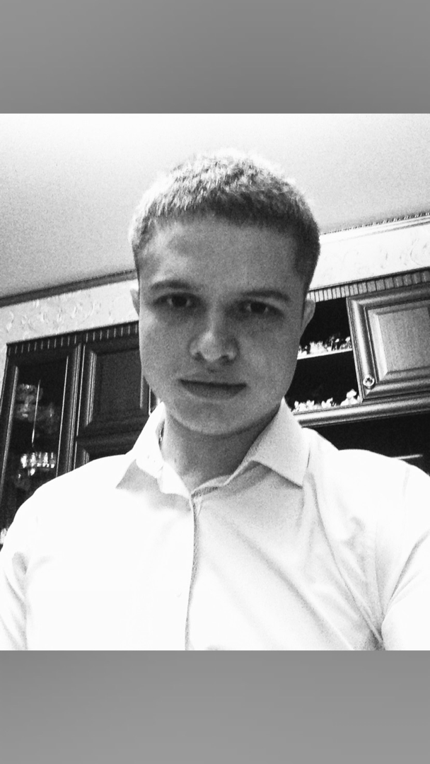 Никита Нешатаев