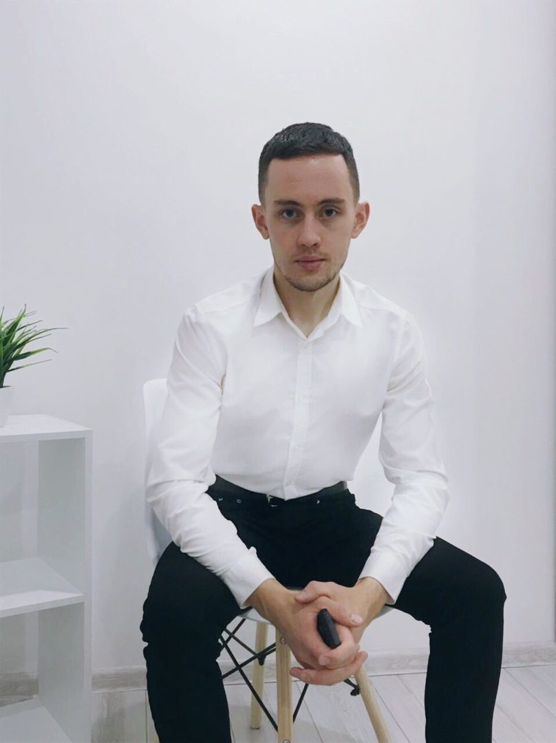 Павел Жуков