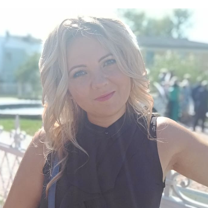 Елена Липатова
