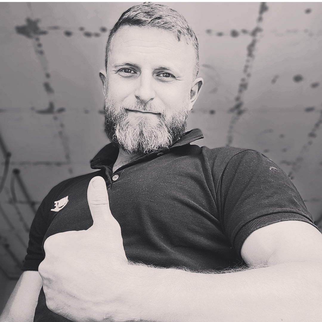 Александр Кононов
