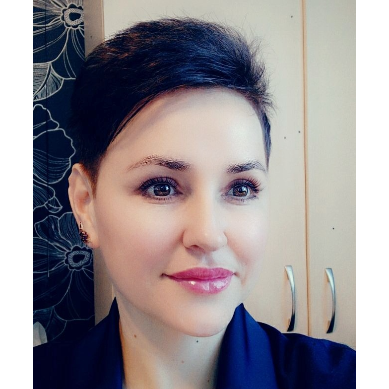 Елена Князева