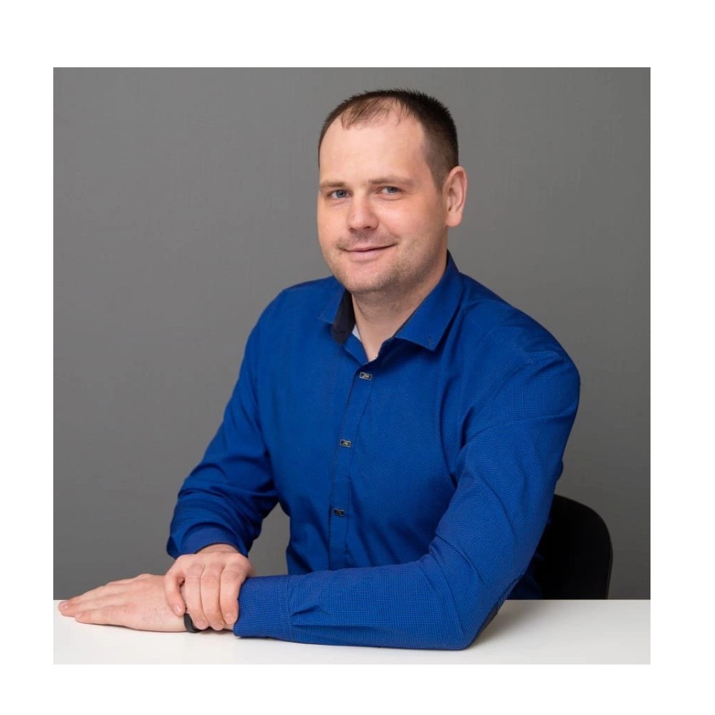 Антон Горенков