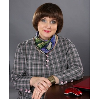 Александра Абрамовских