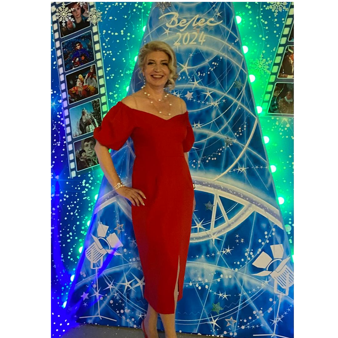 Елена Евстратова
