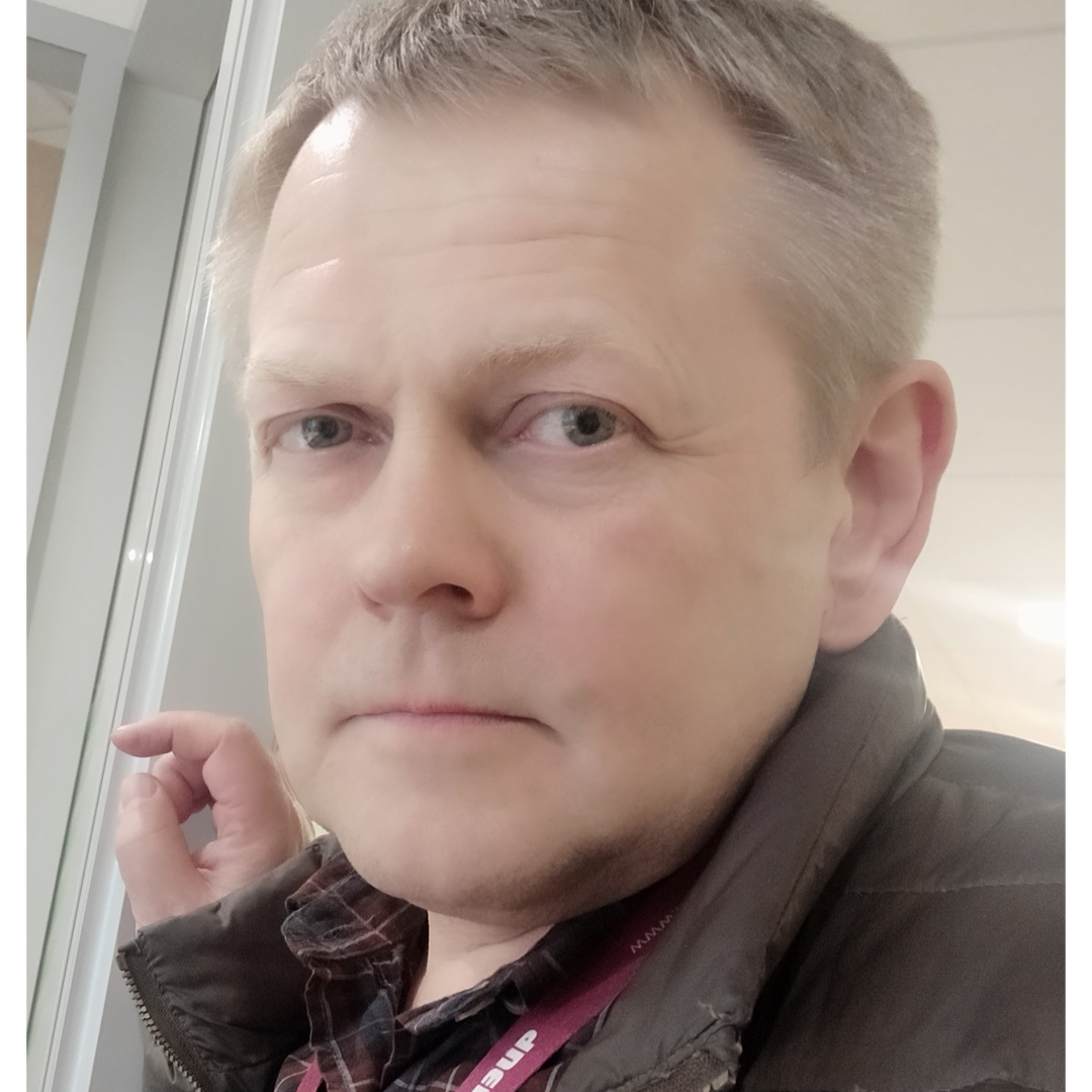 Андрей Серков