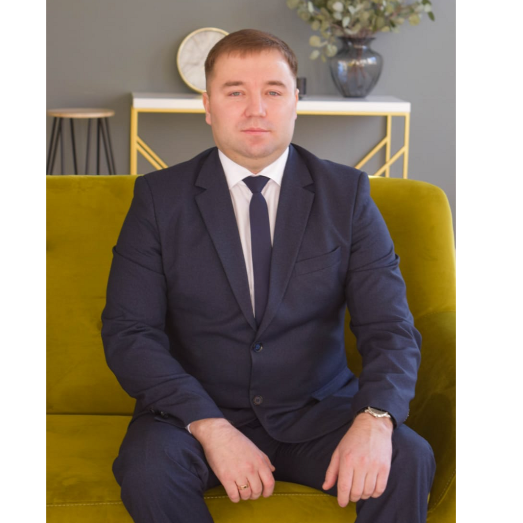 Максим Япаров