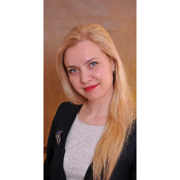 Анна Ефремова