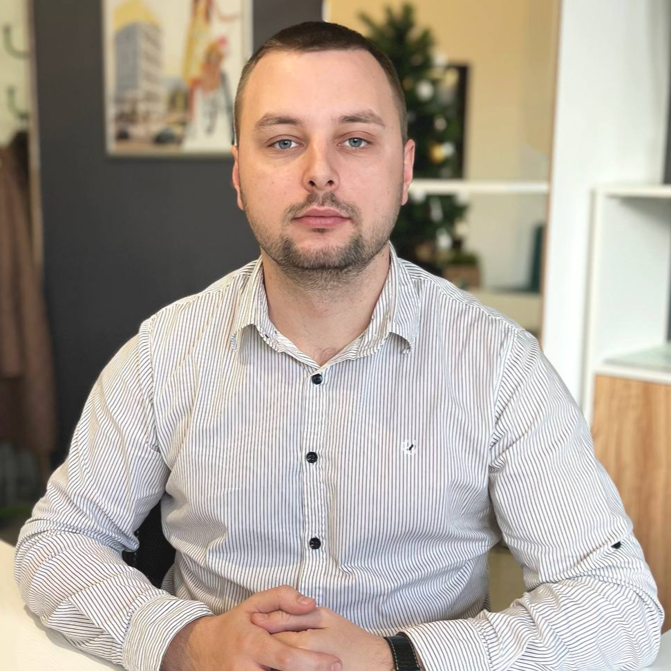 Антон Антипенко