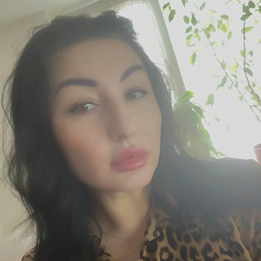 Анна Орипова
