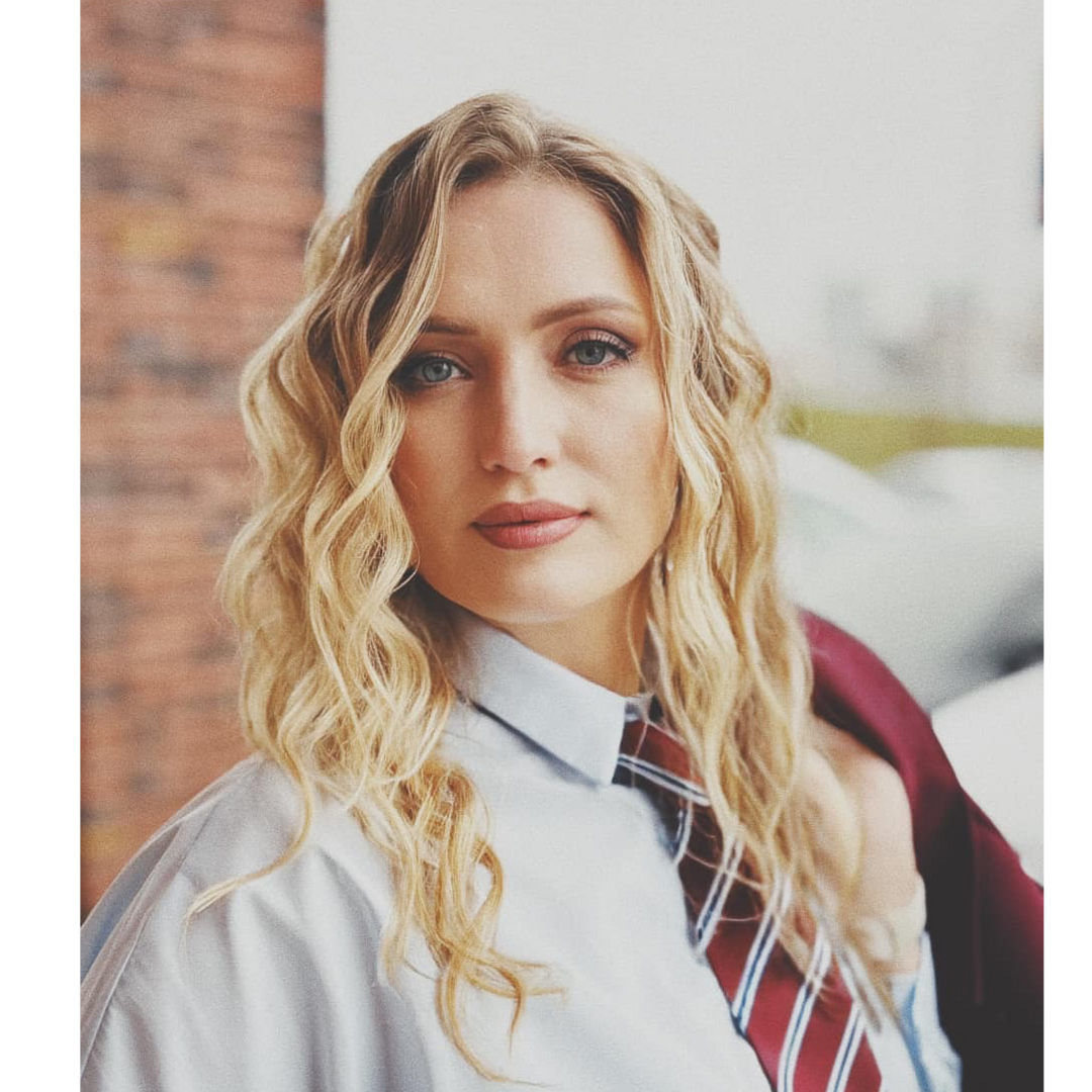 Анна Шешолина