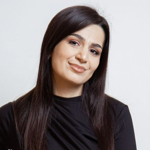 Егине Акопян