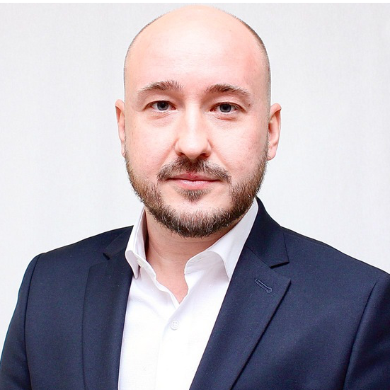 Илья Петров