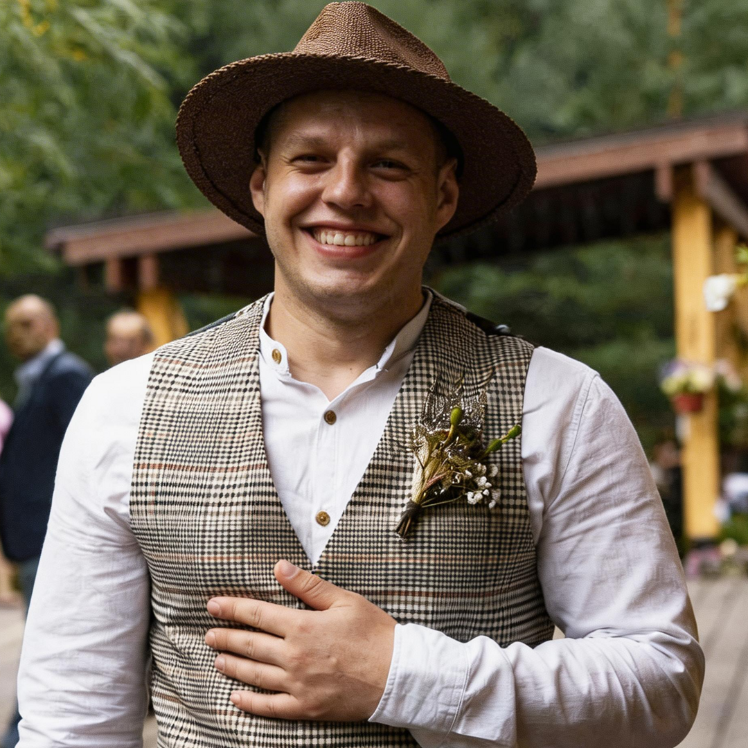 Максим Свистун