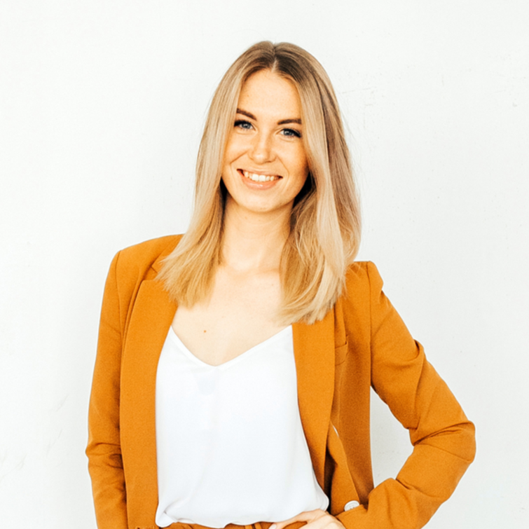 Александра Богданова