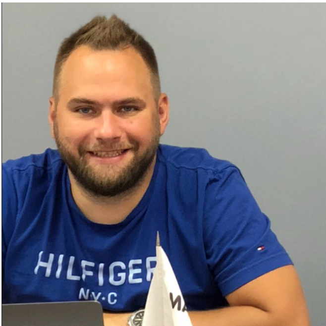 Максим Владыкин