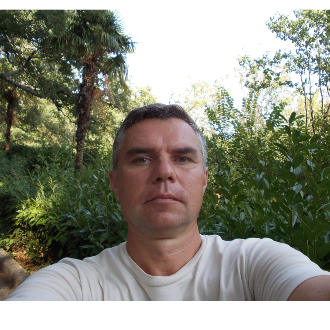 Андрей Фролов