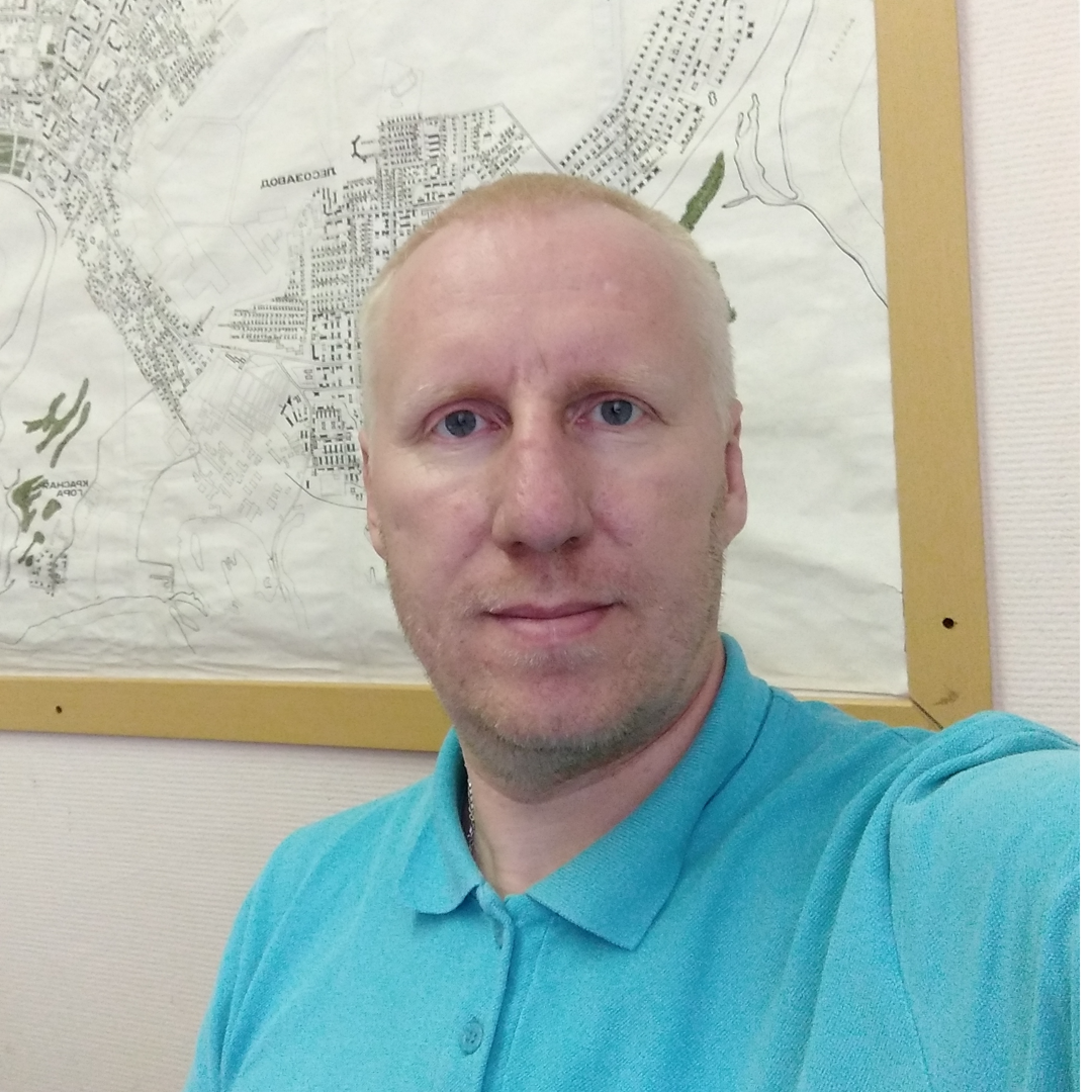 Александр Хозяинов