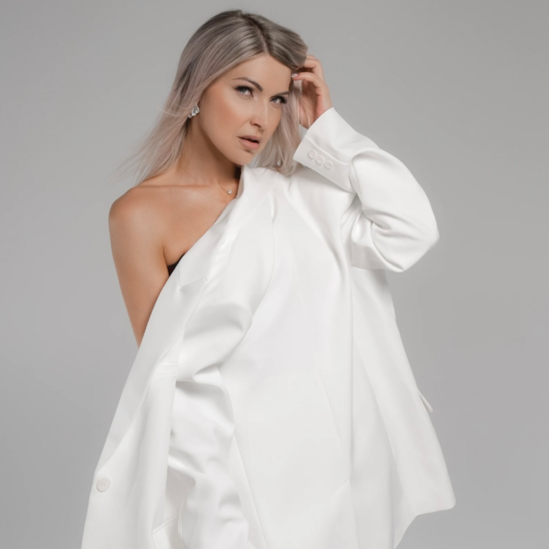 Елена Милютина